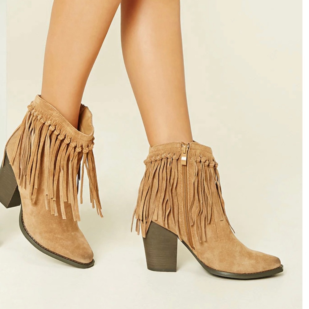 Volatile Knotted Fringe Boot 7.5